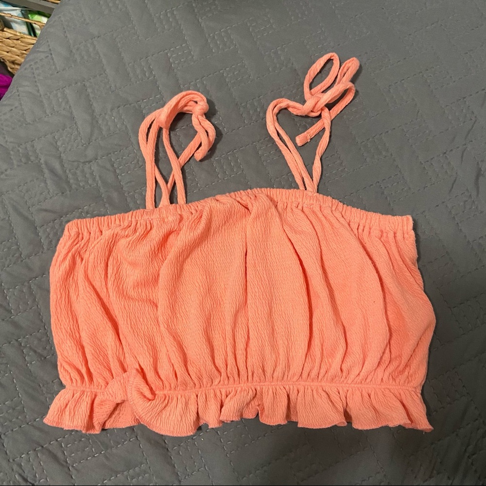 Crop top - Picture 1 of 2